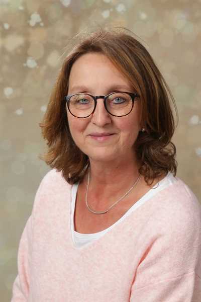 Maria Schmidt